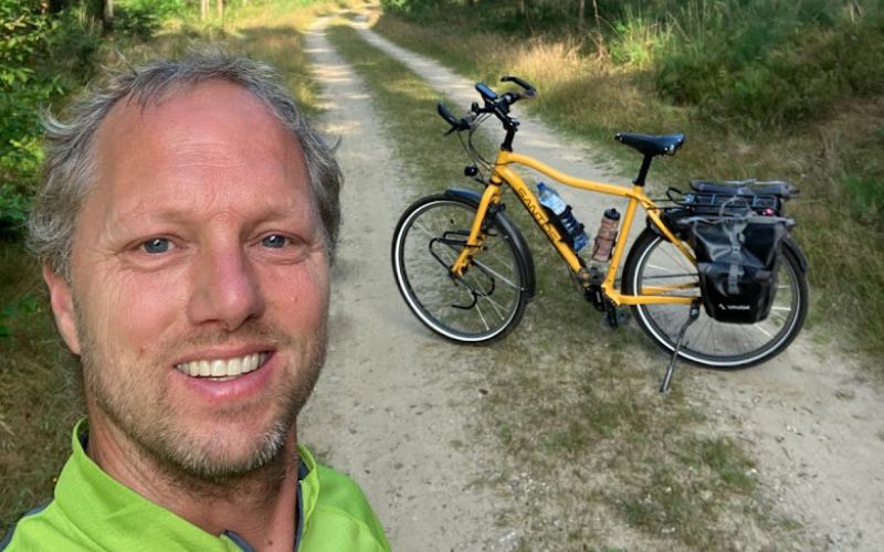 Robbert en Emma fietsen op hun Cross Lites van Zuid-Amerika naar Canada